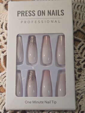Press On Nails Professional - Pink Ombre with Glitter Accent